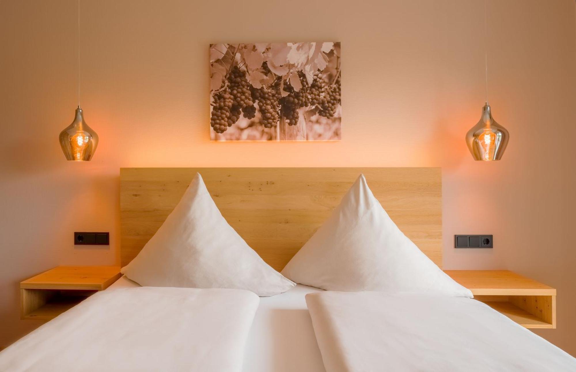 Main-Vinotel Weingut Helmstetter Buergstadt Esterno foto