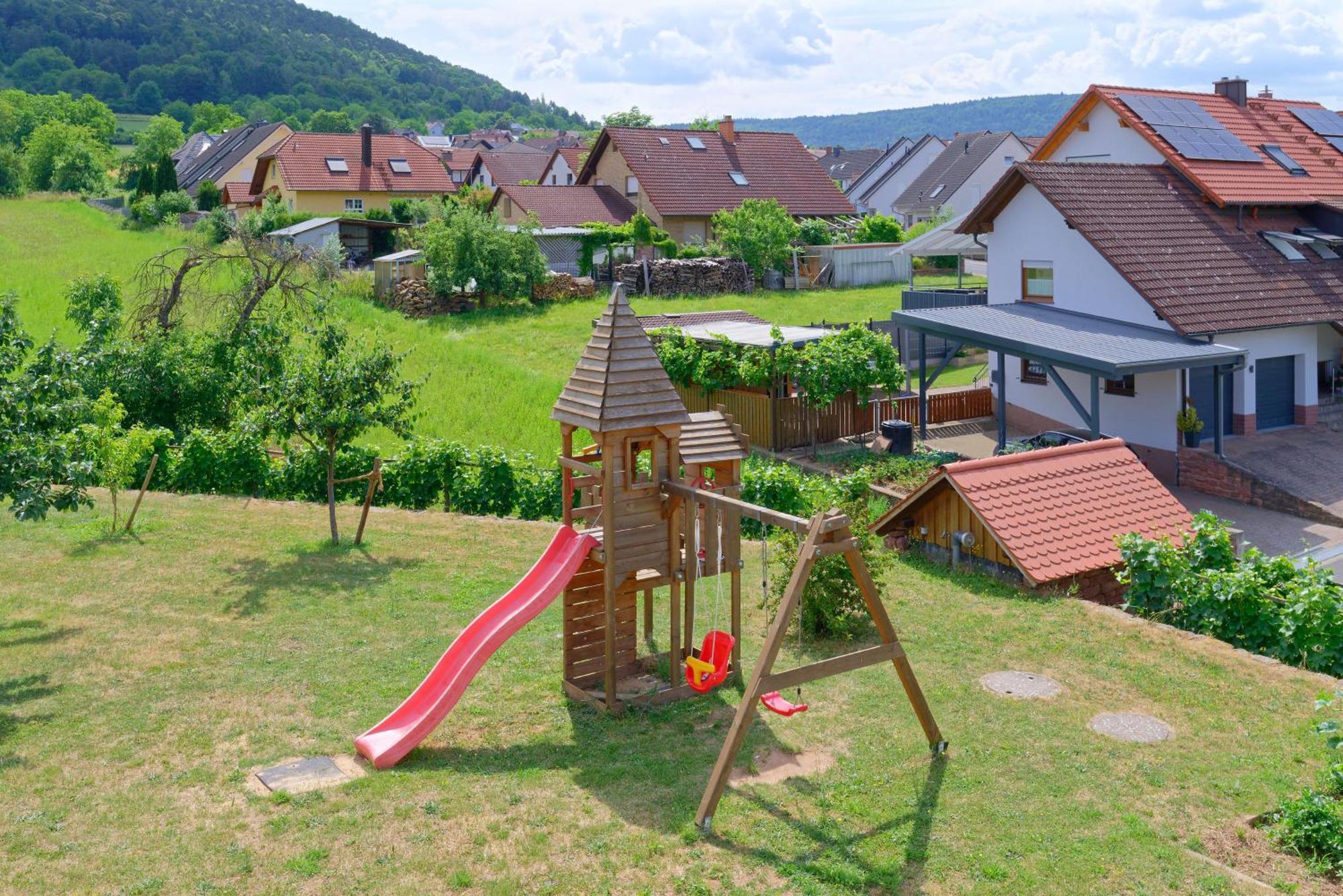 Main-Vinotel Weingut Helmstetter Buergstadt Esterno foto